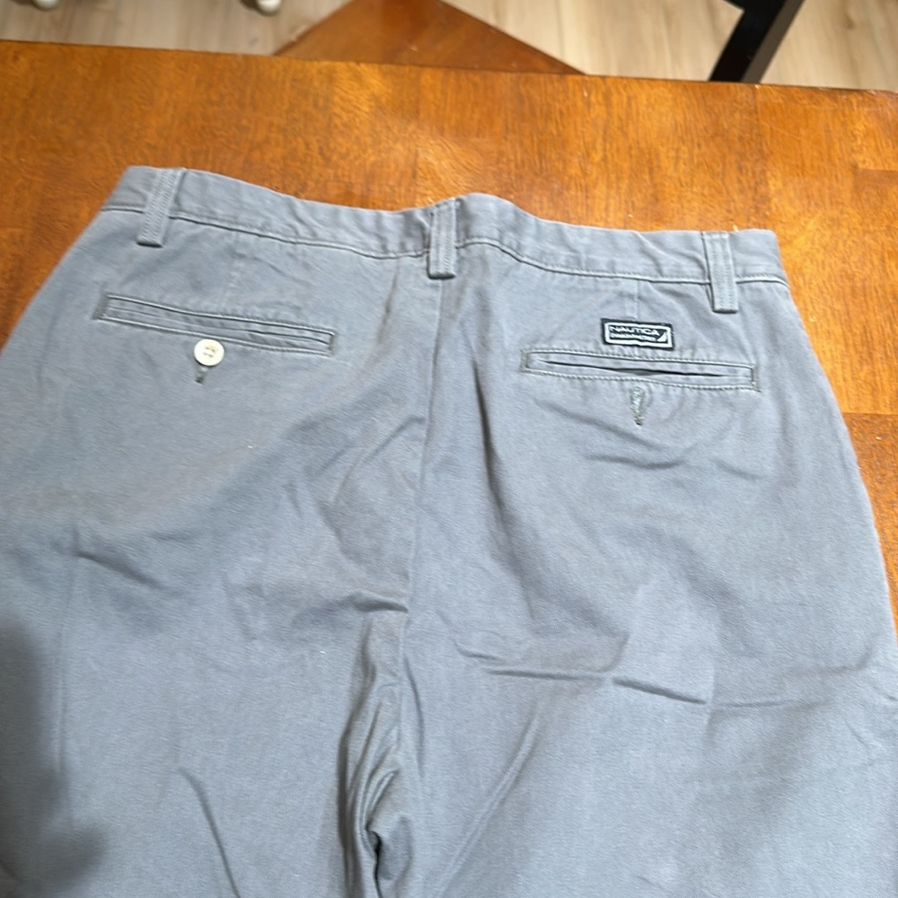 Mens Nautica straight leg dress chinos. Gray, 32 x 32. Great condition - Picture 4 of 4